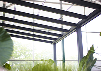 歐洲光（guāng）伏（fú）采光頂（dǐng） (3*0.6m超大透（tòu）光組件)