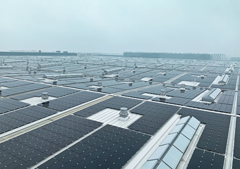 新吉奧5.4MW屋頂光伏（fú）電站（zhàn）