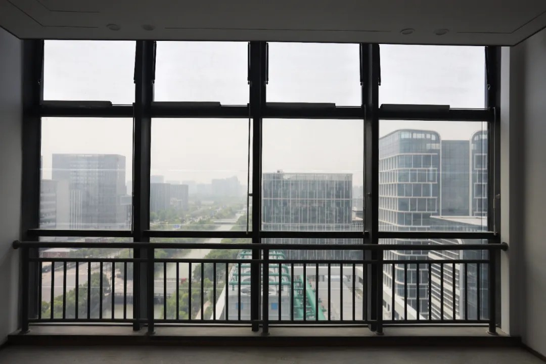 1734683684614425GsSL.jpg 4.jpg